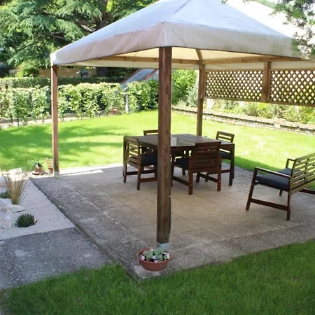 Trilo Con Giardino E Posto Auto Privato * Numana