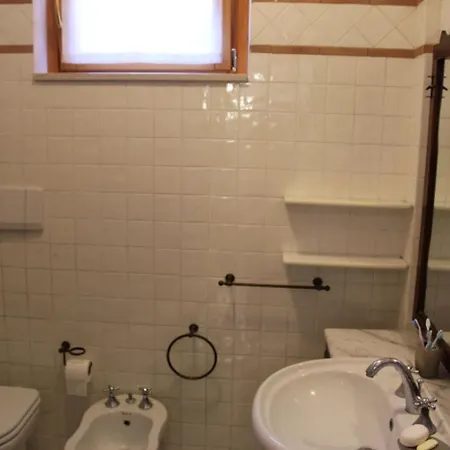 Trilo Con Giardino E Posto Auto Privato