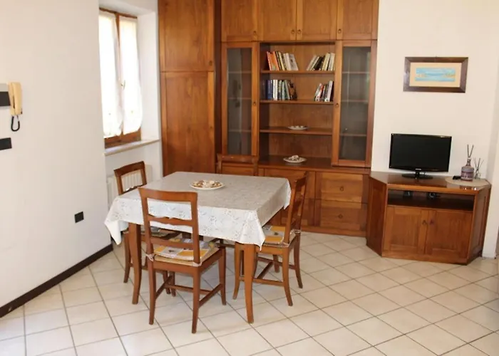 Trilo Con Giardino E Posto Auto Privato Apartamento