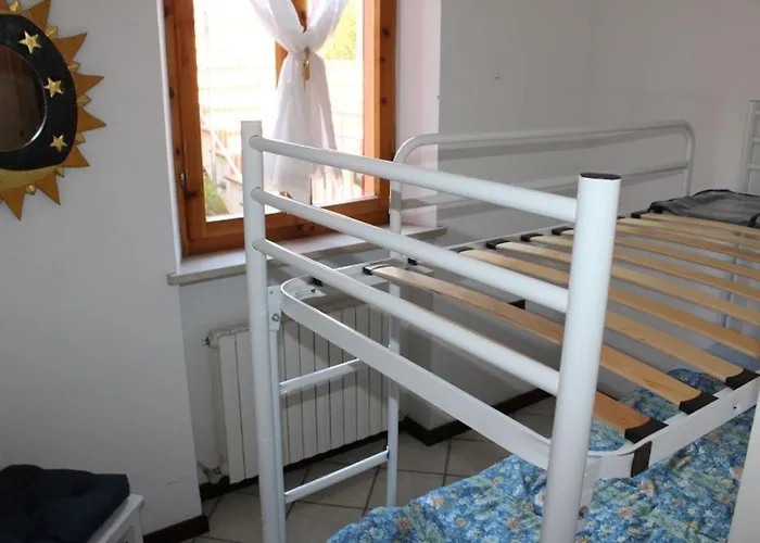 Trilo Con Giardino E Posto Auto Privato * Numana